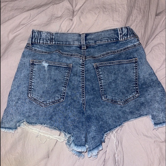 ripped jean shorts - Picture 2 of 2
